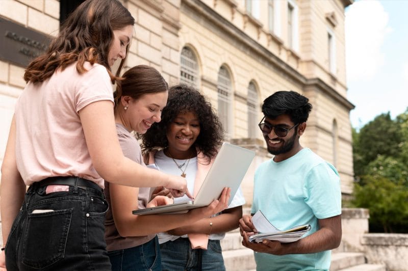 Ireland scholarships for international students