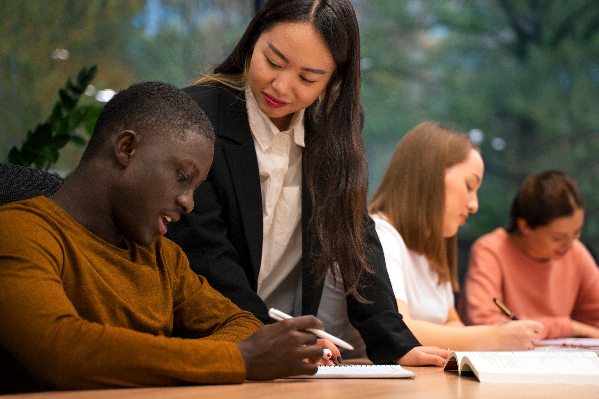 Choose the Best University for Studying Abroad 